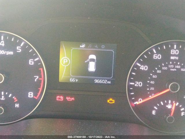 KNDPMCAC8H7293596 KIA Sportage Lx