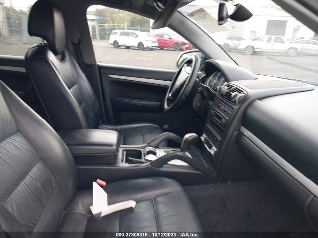 2005 PORSCHE CAYENNE WP1AB29P85LA60428 Photo 4
