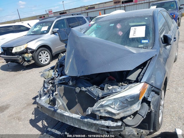 2015 TOYOTA COROLLA LE VIN: 5YFBURHE9FP321079