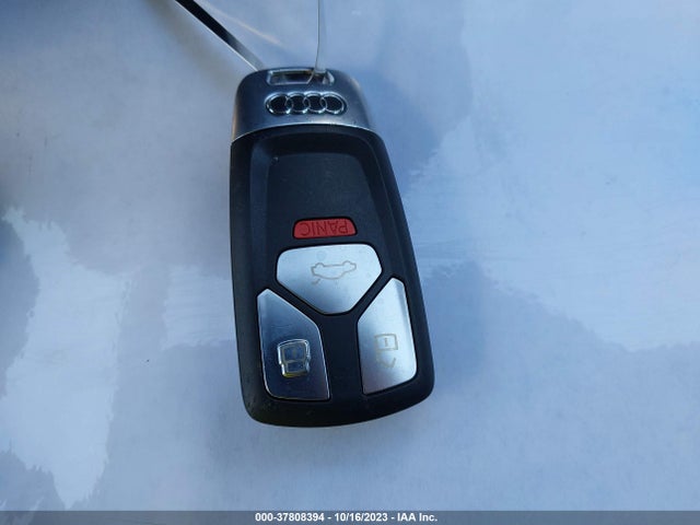 WAUB4AF49JA003212 Audi S4 Premium Plus
