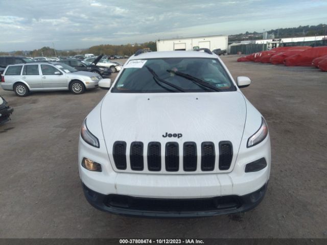 1C4PJMCB7GW203166 Jeep Cherokee Altitude