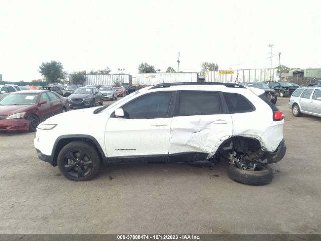 1C4PJMCB7GW203166 Jeep Cherokee Altitude