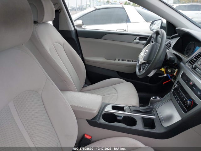 Hyundai Sonata 2.4l Se 2015 5NPE24AF0FH195068 Image 5