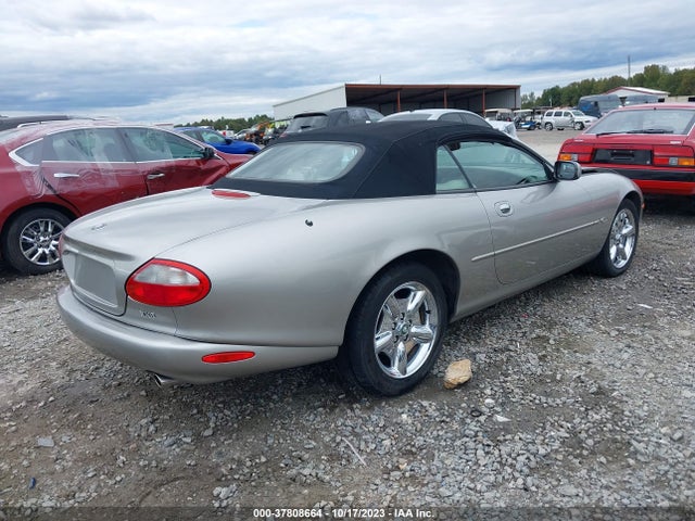1999 JAGUAR XK8 SAJGX2047XC037548 Photo 3