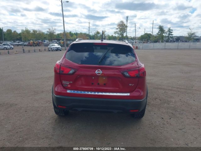 JN1BJ1CP0JW187469 Nissan Rogue Sport Sv
