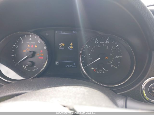 JN1BJ1CP0JW187469 Nissan Rogue Sport Sv