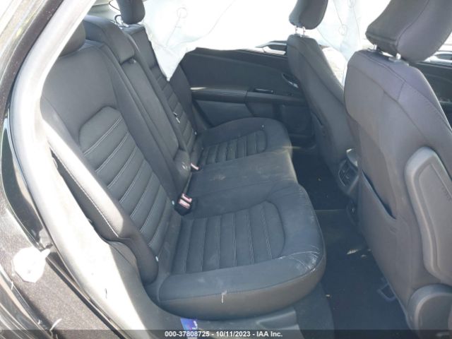 3FA6P0H77FR186111 Ford FUSION SE
