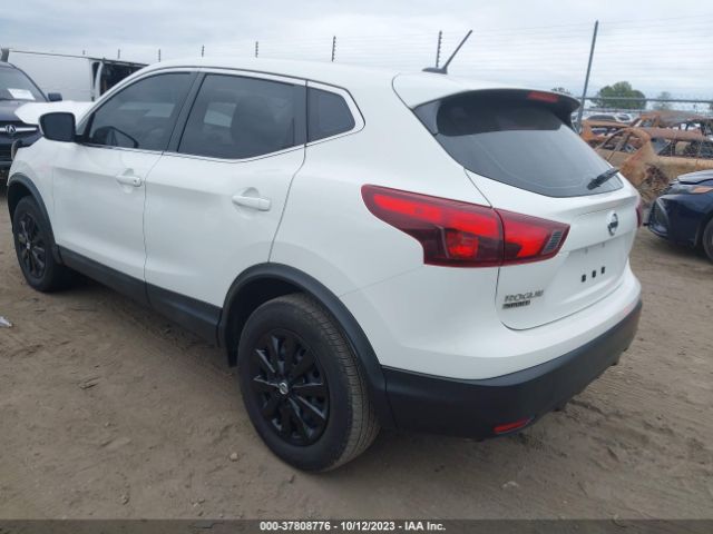 JN1BJ1CP9KW231504 Nissan Rogue Sport S