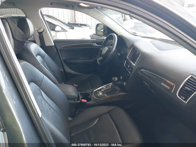 WA1LFAFP9EA115472 Audi Q5 Premium Plus