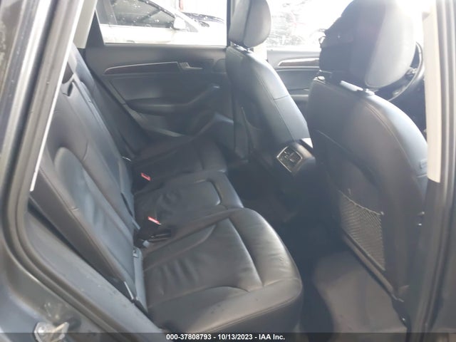 WA1LFAFP9EA115472 Audi Q5 Premium Plus