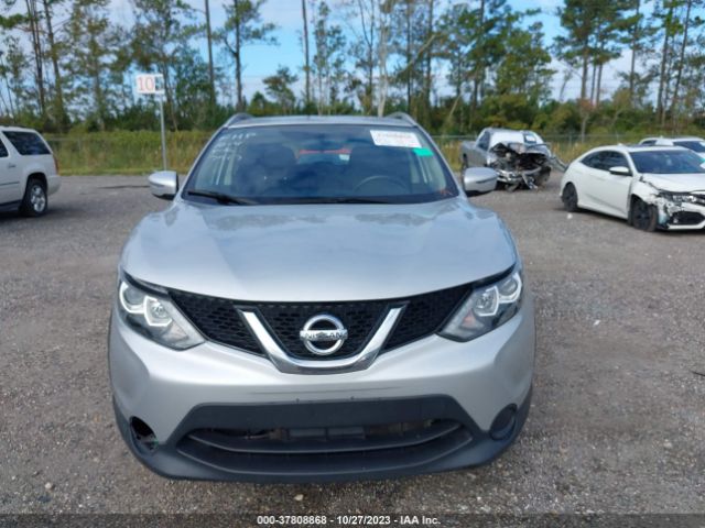 JN1BJ1CRXHW137917 Nissan Rogue Sport Sv