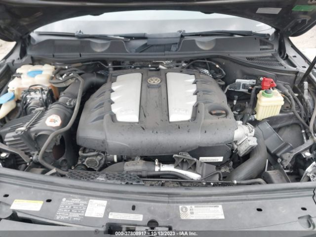 2012 VOLKSWAGEN TOUAREG WVGEK9BP8CD009021 Photo 9