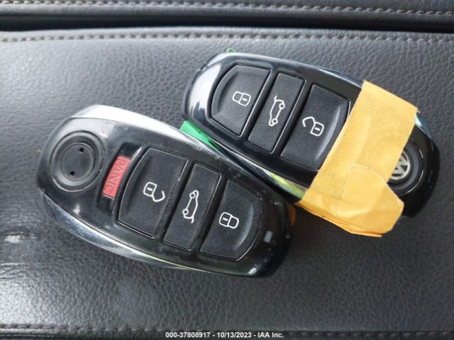 2012 VOLKSWAGEN TOUAREG WVGEK9BP8CD009021 Photo 10