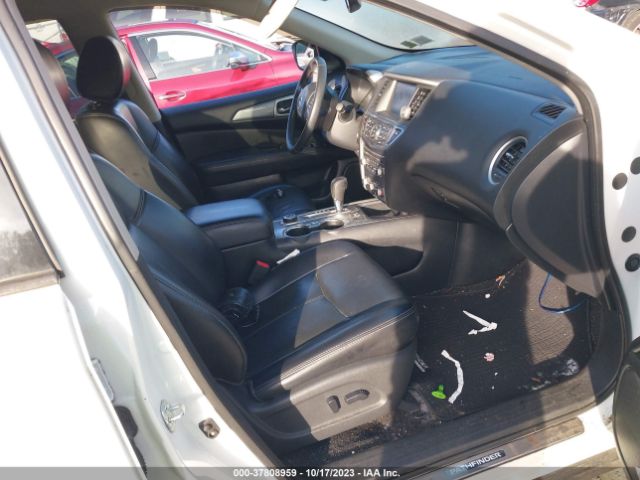 5N1DR2MM0JC651432 Nissan Pathfinder Sl