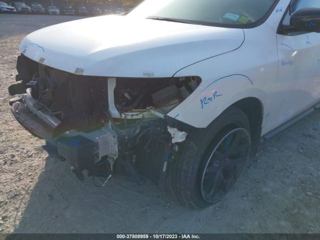 5N1DR2MM0JC651432 Nissan Pathfinder Sl