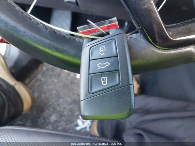 3VWG57BU9KM010113 Volkswagen Jetta 1.4t Sel Premium