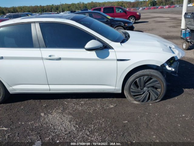 3VWG57BU9KM010113 Volkswagen Jetta 1.4t Sel Premium