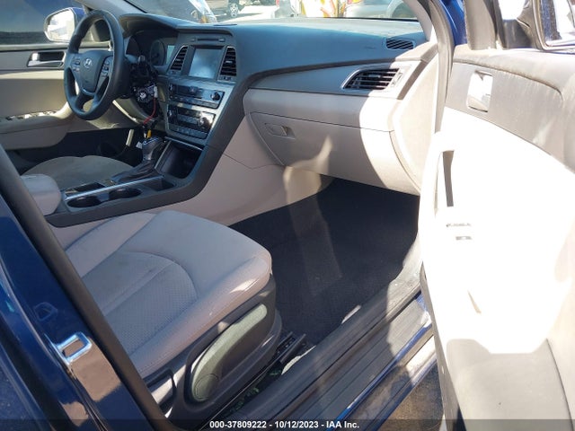 Hyundai SONATA SE 2017 5NPE24AF9HH556008 Image 5