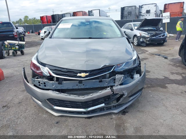 2018 CHEVROLET CRUZE LT VIN: 3G1BE6SM6JS653657