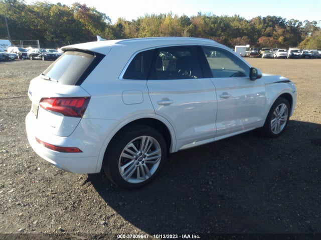 WA1BNAFYXK2070152 Audi Q5 Premium Plus