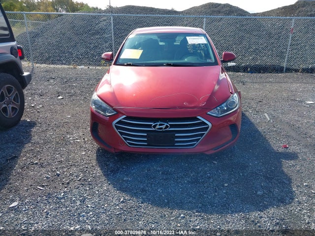 2018 HYUNDAI ELANTRA SE VIN: 5NPD74LF5JH375858
