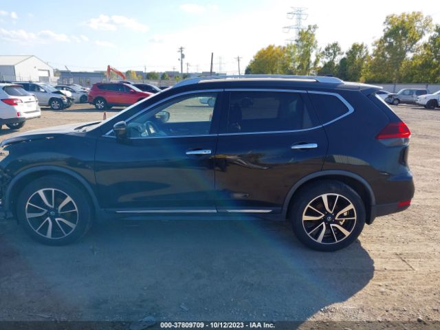 JN8AT2MV3JW328075 Nissan Rogue Sl
