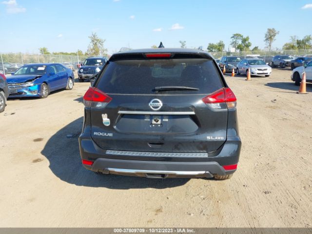 JN8AT2MV3JW328075 Nissan Rogue Sl