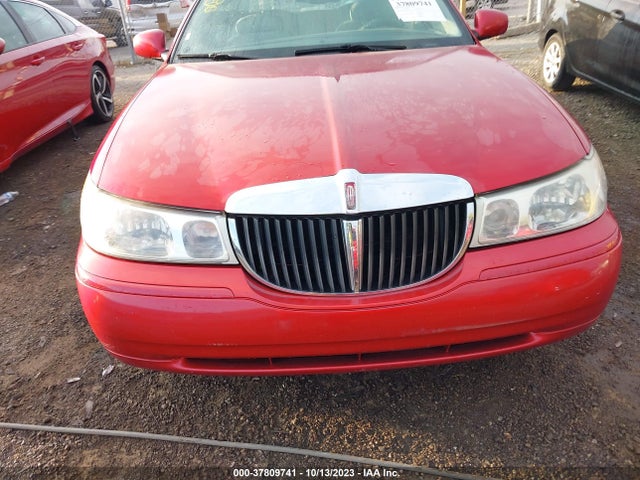 1998 LINCOLN TOWN CAR SIGNATURE VIN: 1LNFM82WXWY672927