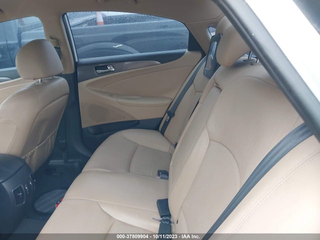 2012 HYUNDAI SONATA HYBRID VIN: KMHEC4A45CA042129