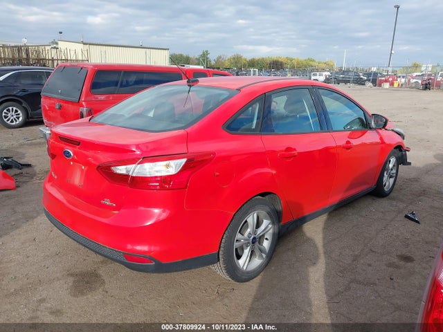 Ford FOCUS SE 2014 1FADP3F2XEL421646 Image 4