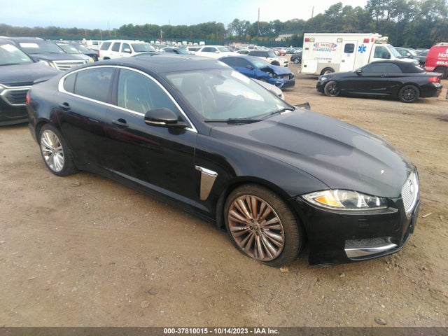 2012 JAGUAR XF SAJWA0HB7CLS52412 Photo 0