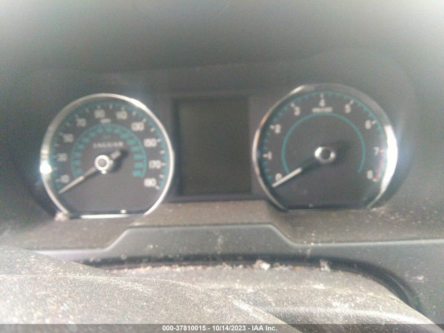 2012 JAGUAR XF SAJWA0HB7CLS52412 Photo 6