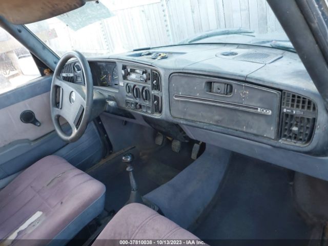 1984 SAAB 900 YS3AM45JXE1022969 Photo 4