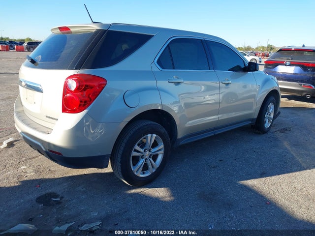 Chevrolet EQUINOX LS 2015 2GNALAEK4F6327987 Image 4