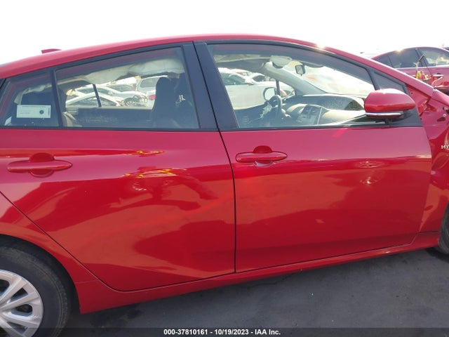 Toyota Prius L 2021 JTDKAMFU4M3148941 Image 13