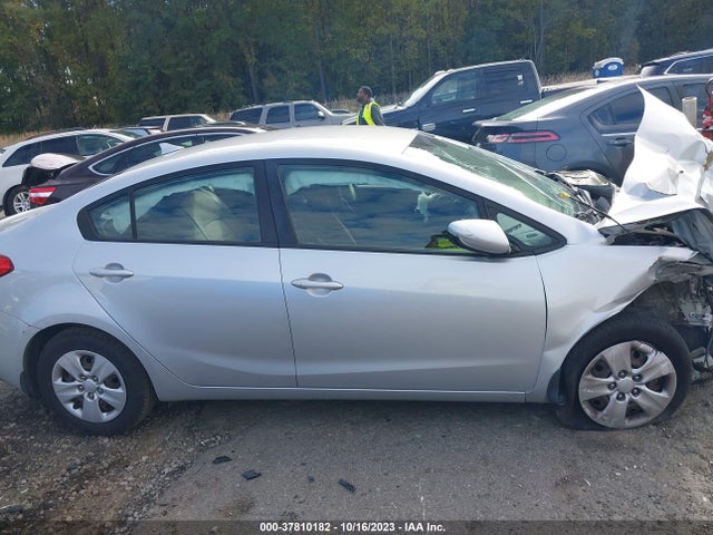 KIA FORTE LX 2016 KNAFK4A64G5552898 Image 13