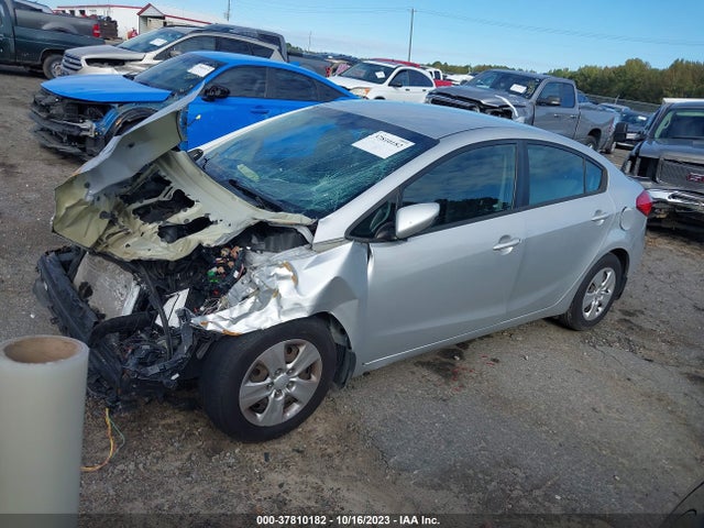 KIA FORTE LX 2016 KNAFK4A64G5552898 Image 2