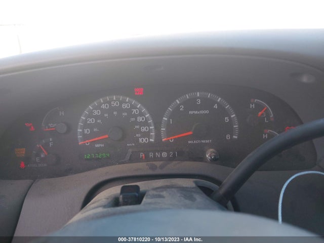 2001 FORD F-150 SUPERCREW XLT/LARIAT/KING RANCH VIN: 1FTRW08L81KB48603