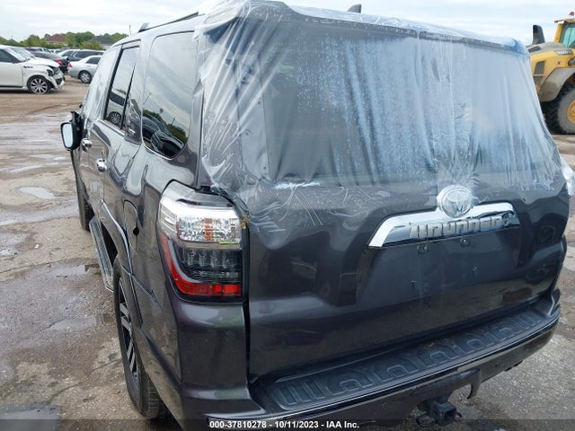 Toyota 4RUNNER SR5 2018 JTEBU5JR0J5507486 Image 3