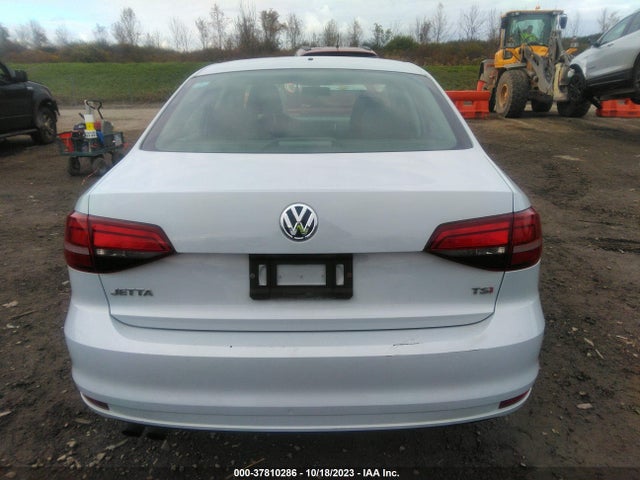 3VW2B7AJ5HM403223 Volkswagen Jetta 1.4t S