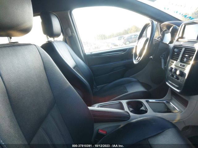 2C4RDGCG4KR753195 Dodge Grand Caravan Sxt