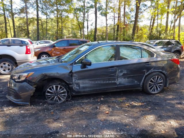 4S3BNAD66J3011650 Subaru Legacy Premium
