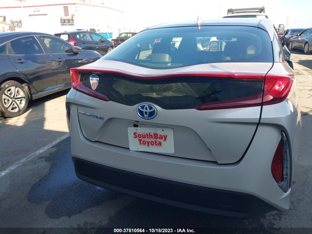 Toyota Prius Prime Plus/premium/advanced 2018 JTDKARFP4J3077646 Image 16
