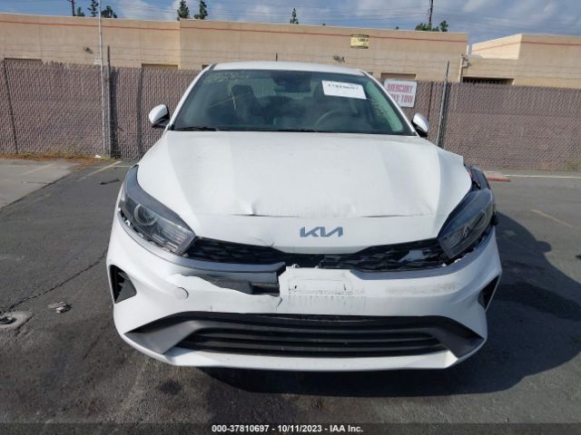 3KPF24AD2PE538987 KIA Forte Lxs