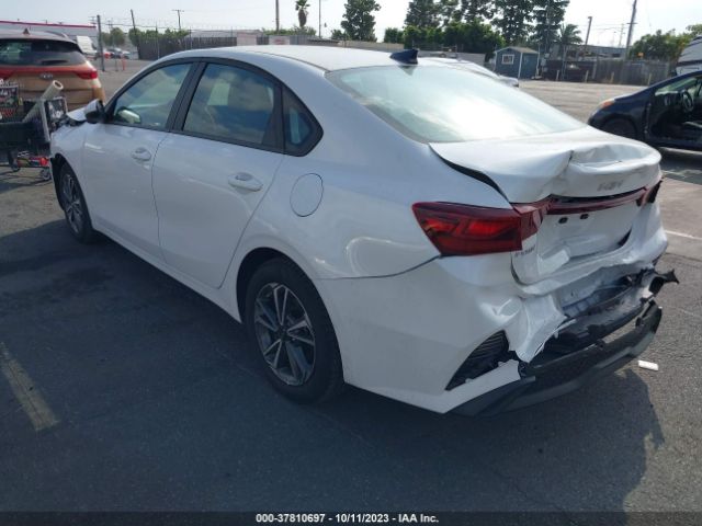 3KPF24AD2PE538987 KIA Forte Lxs