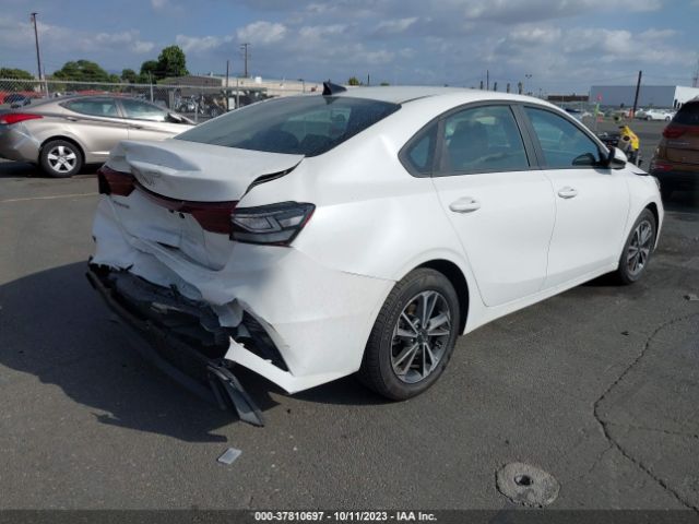3KPF24AD2PE538987 KIA Forte Lxs