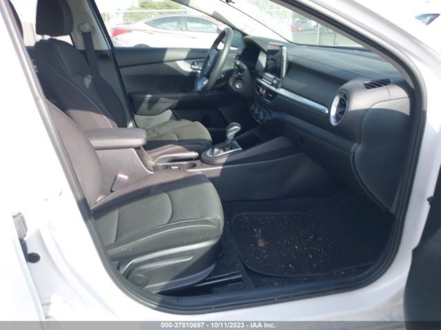 3KPF24AD2PE538987 KIA Forte Lxs