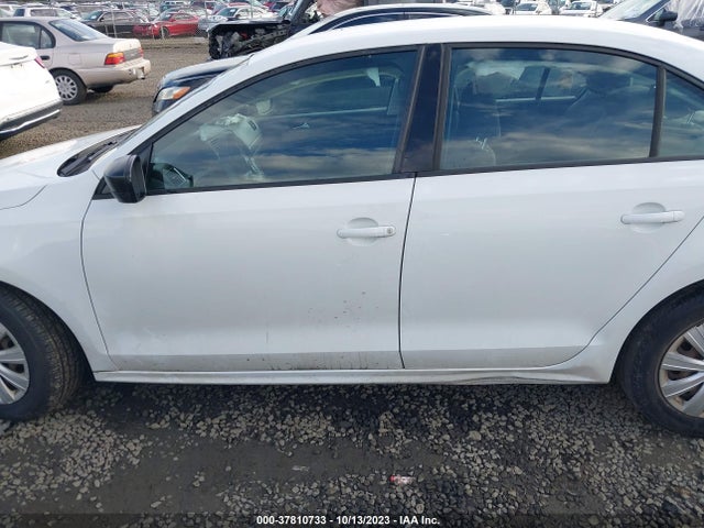 2014 VOLKSWAGEN JETTA SEDAN S VIN: 3VW2K7AJ5EM323982