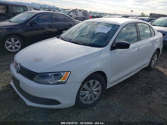 2014 VOLKSWAGEN JETTA SEDAN S VIN: 3VW2K7AJ5EM323982