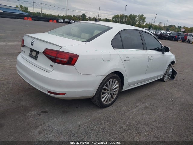 3VWL17AJ3GM388825 Volkswagen Jetta Sedan 1.8t Sel